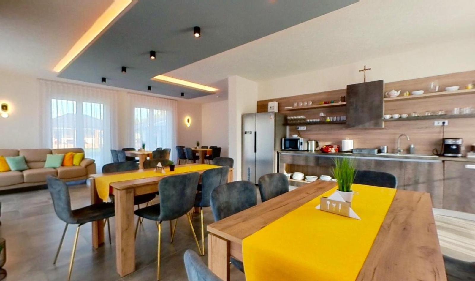 Vila Diamond Lux&Spa Sovata Exterior photo